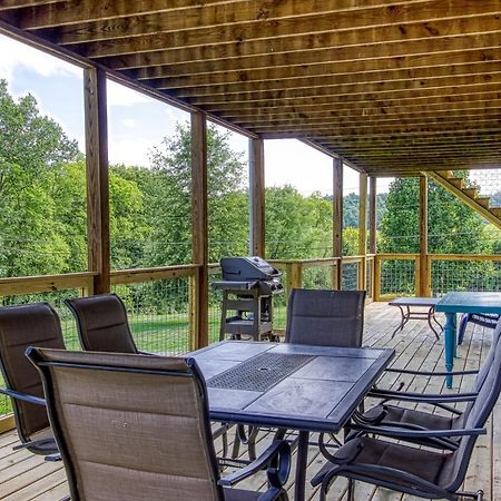 Fun & Games By Honeybearcabins 2Br/1Ba Sleeps 7 Севьервилл Экстерьер фото