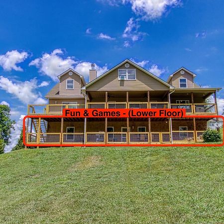 Fun & Games By Honeybearcabins 2Br/1Ba Sleeps 7 Севьервилл Экстерьер фото