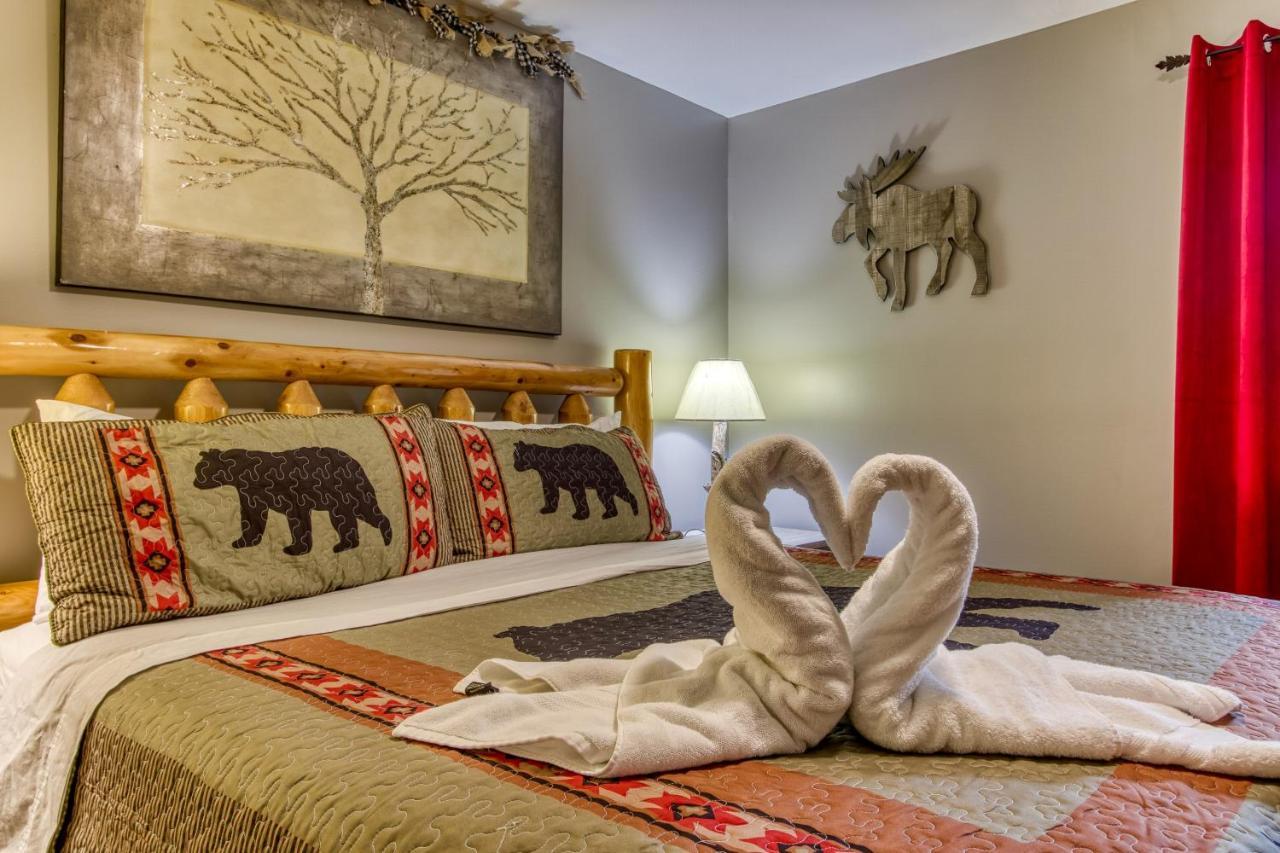 Fun & Games By Honeybearcabins 2Br/1Ba Sleeps 7 Севьервилл Экстерьер фото