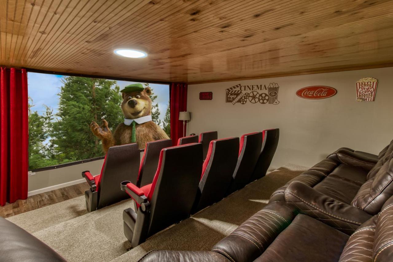 Fun & Games By Honeybearcabins 2Br/1Ba Sleeps 7 Севьервилл Экстерьер фото